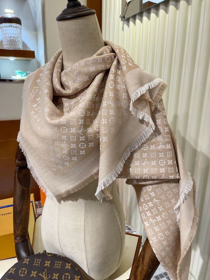 Louis Vuitton Scarf LV00080